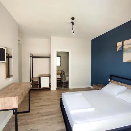 Sahil Butik * Cesme